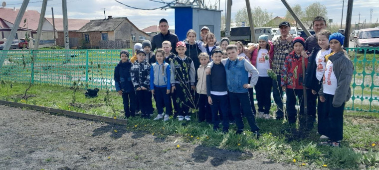 Акция «Посади дерево Победы».